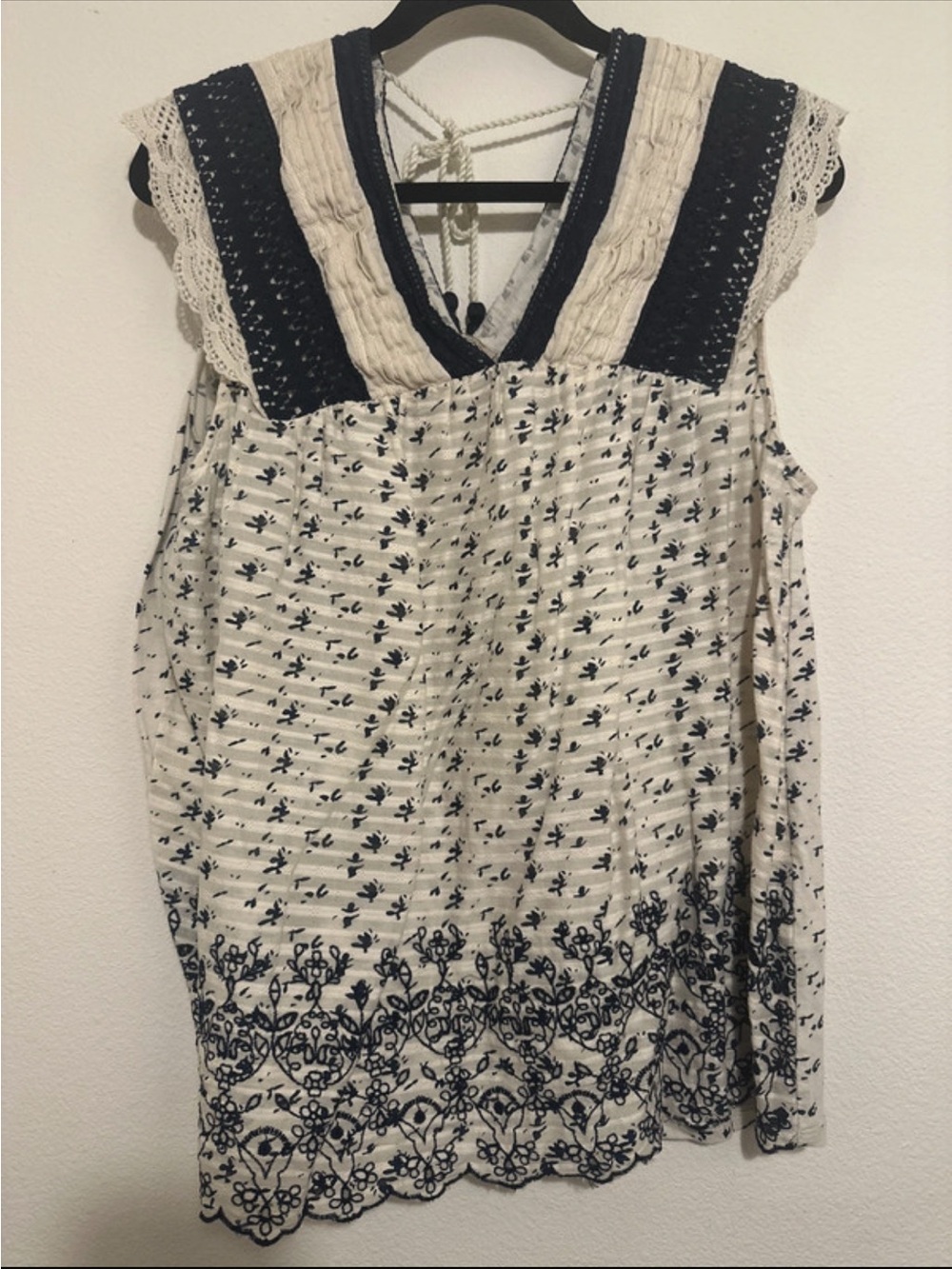 Luck Brand Women’s Cream and Navy Embroidered Sleeveless Top